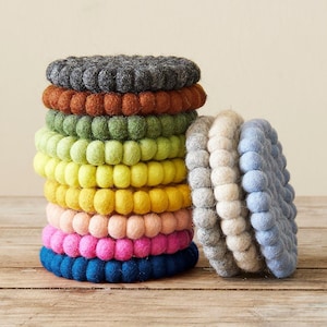 Fair Trade Handmade Eco Felt Ball Coaster Vase Mat
