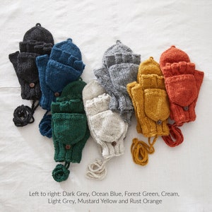 Mittens store with string