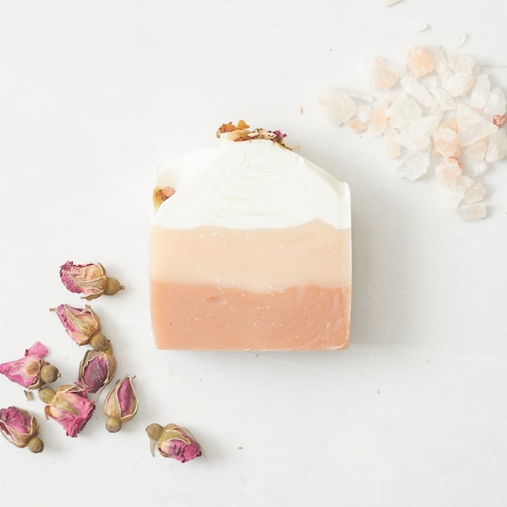 Sel Rose de l'Himalaya : Bienfaits ou Dangers ? - Olive et Coconut