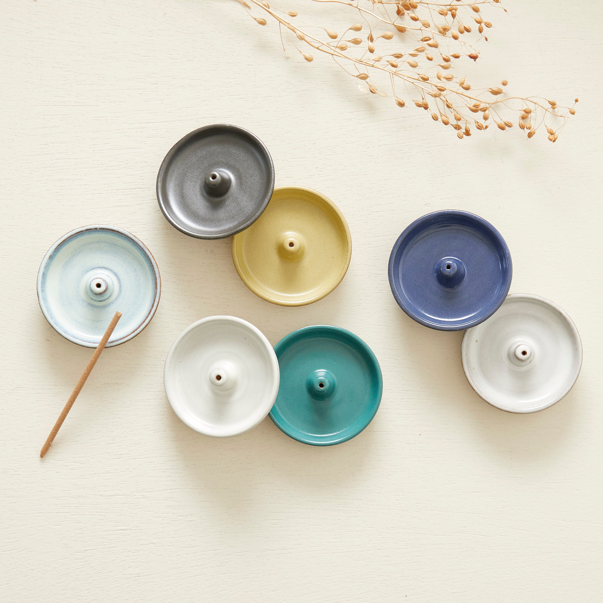 EV-018 井上萬二窯 × EVANS DHARUMA INCENSE STAND – MIYOSHI RUG
