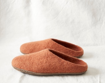Pantofole in feltro fatte a mano Girasole - Donna - Accessori - d