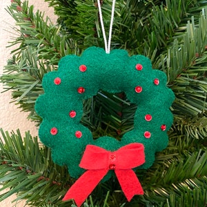 Felt Wreath Ornament Pattern PDF, Christmas Craft Felt Pattern, Felt Ornament Sewing Pattern, Christmas Embroidery, Cute Christmas Ornament
