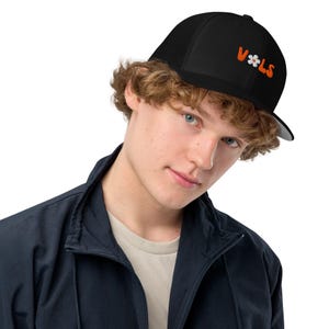 Orange Swagger, Tennessee Heart (czapka typu trucker z zamkniętym tyłem)