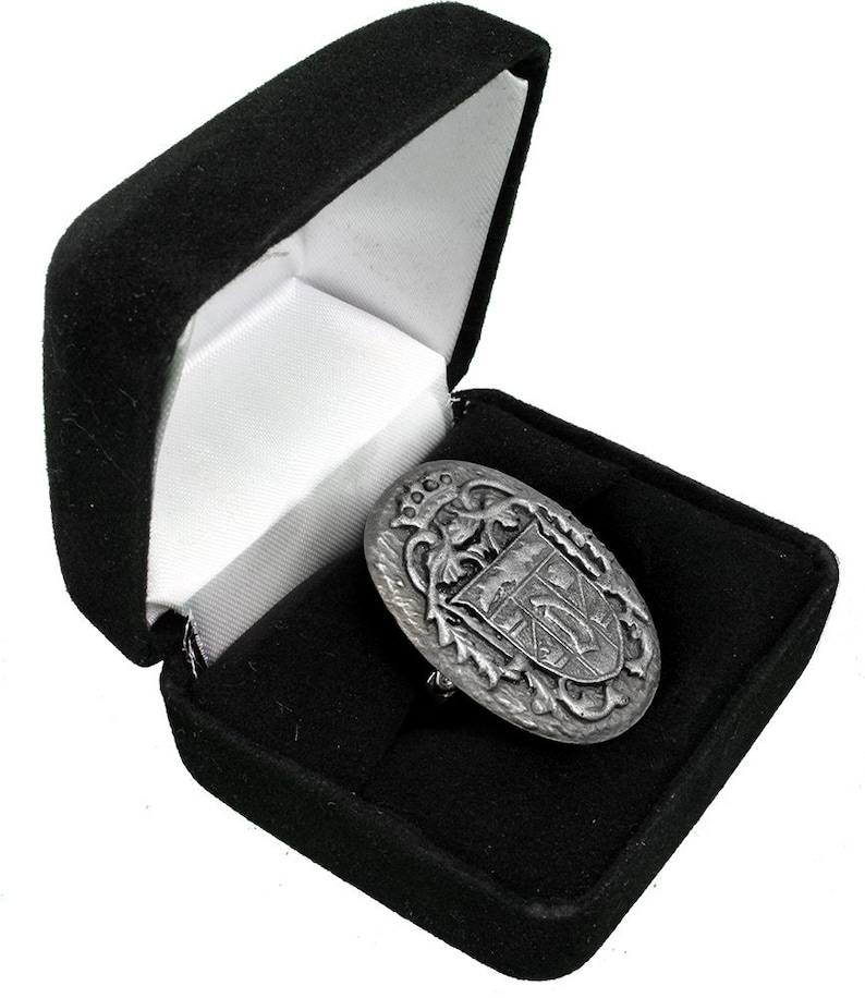 Dracula Crest Ring as worn by Christopher Lee as Count ...