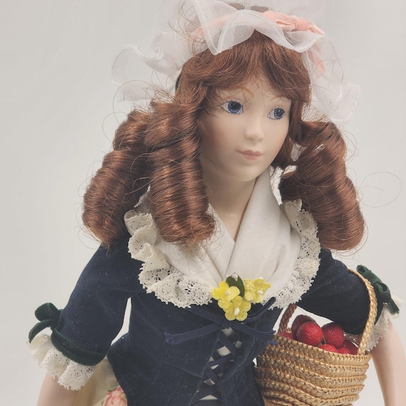Franklin Heirloom Strawberry Girl Doll Kate Lloyd Jones Porcelain