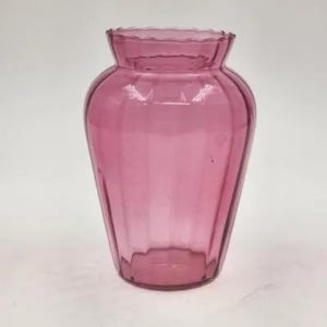 Vintage Pilgrim Cranberry Ribbed Art Glass Vase with Scalloped Rim, 6 Inch Handmade USA Decor