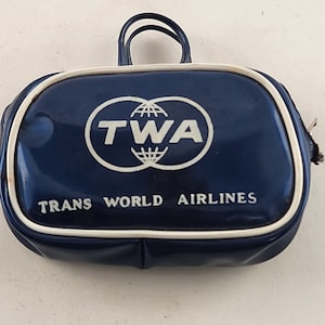 TWA Coin Purse Tans World Airline Vintage Zip Top Vinyl Doll Luggage 1970s