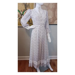 70s Gunne Sax Cotton Gauze Lavender Floral Print Long Sleeve Maxi Dress Small Medium Gunne Size 11 Gunne Size 13