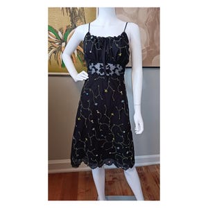 90s y2k Betsey Johnson New York Embroidered Milkmaid Peek A Boo Lace Waist Black Dress Size 8 Size Small Medium