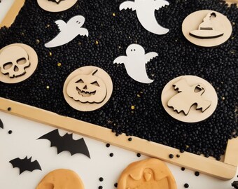 Halloween Playdough Stamps, Halloween Activities, Sensory Play, Playdough Stamps