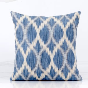 Diamond design pillow cover in blue and white, Designer pillow cover,  blue decorative pillow cover, blue accent pillow cover, coastal decor