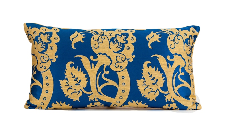GallerieVarda Scroll Lumbar Pillow Cover - Thumbnail 2