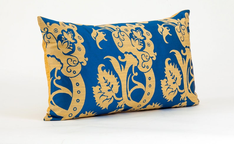 GallerieVarda Scroll Lumbar Pillow Cover - Thumbnail 5