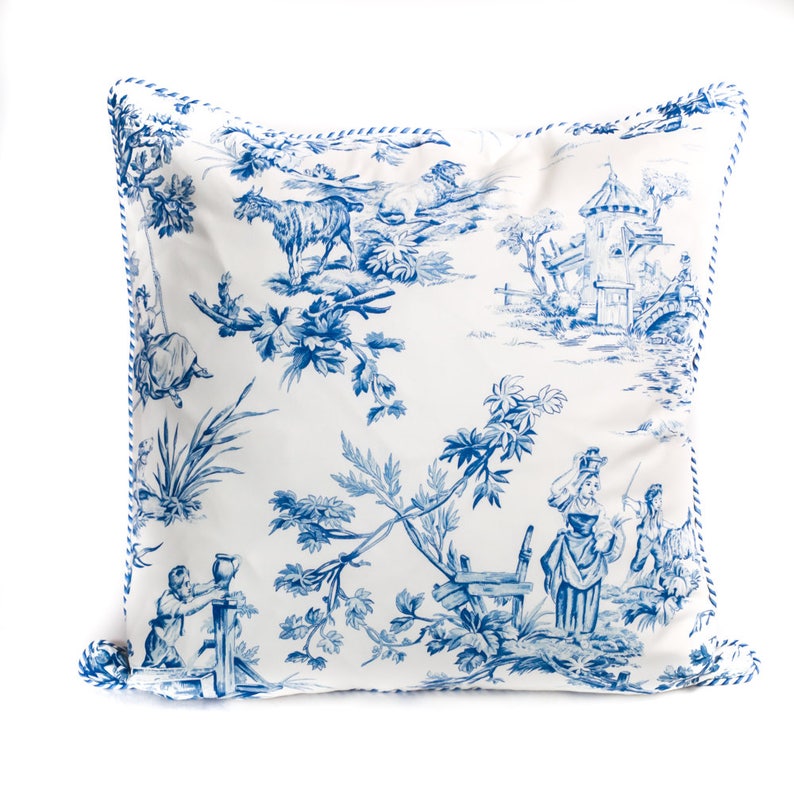 toile pillow covers
