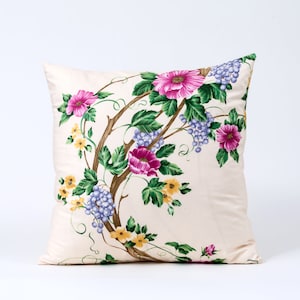 Floral pillow cover, Duralee fabric, designer pillow cover, decorative pillow cover, pink floral pillow cover, grandmillenial style,