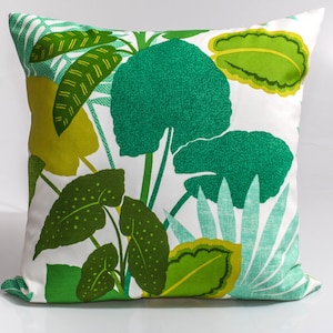 outdoor pillow cover,  designer&#39;s decorative pillow cover,  throw pillow cover, tropical accent pillow cover,  green throw pillow cover