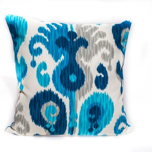 outdoor pillow cover,  designer&#39;s decorative pillow cover,  Greenhouse fabric, Ikat pillow