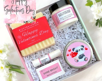 Galentines Day Gift Box, Valentine Day Gift Basket, Valentines Day Gift for Her, Gift for Girlfriend