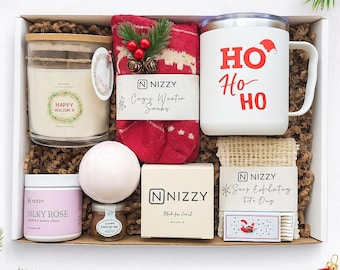 Christmas Hygge Gift Box for Women – Cozy Self-Care Pamper Set, Relaxing Present for Her, Vegan Candle Hamper