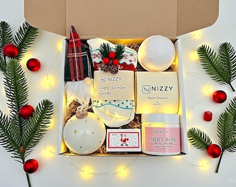 Cozy Winter Spa Gift Box, Holiday Self Care, Christmas Gift for Mom, Relaxing Spa Gift Basket for Her,