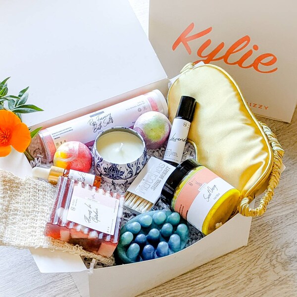 New Mom Gift Basket, New Mom Gift Box, New Mom Gift Set, Gift Box for New Mom, Postpartum Gifts for New Mom, Pregnancy Gift for Best Friend