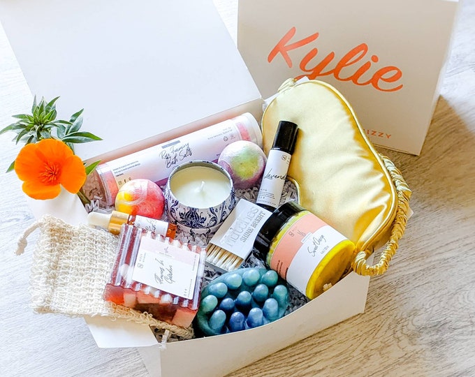 Featured listing image: New Mom Gift Basket, New Mom Gift Box, New Mom Gift Set, Gift Box for New Mom, Postpartum Gifts for New Mom, Pregnancy Gift for Best Friend