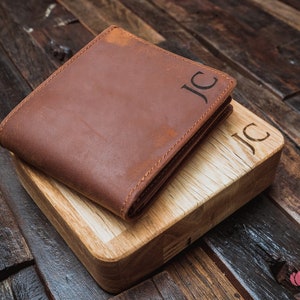 custom engraved mens wallet with wooden box