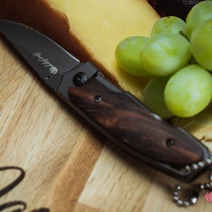 Personalized Pocket Knives, a thoughtful and practical Gift image 5