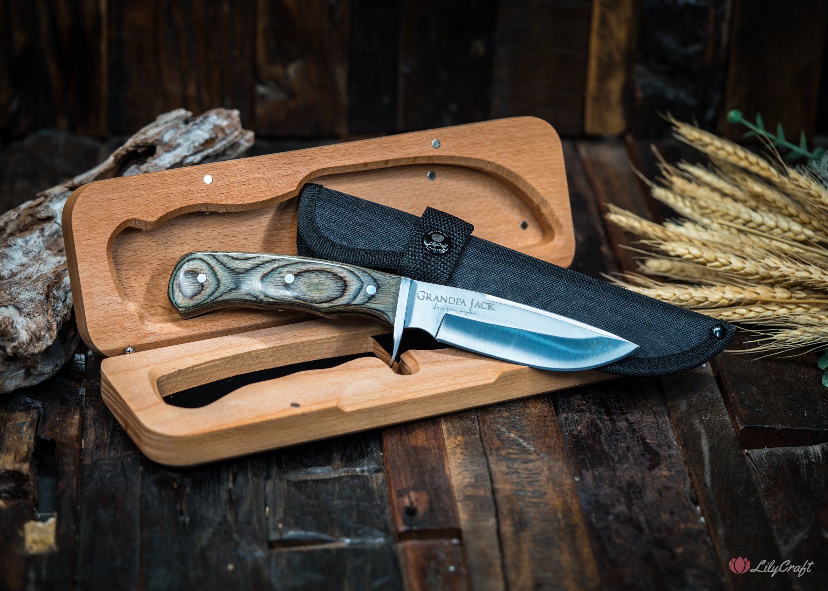 Hunting Knife - Full Tang Hunting Knife with Sheath