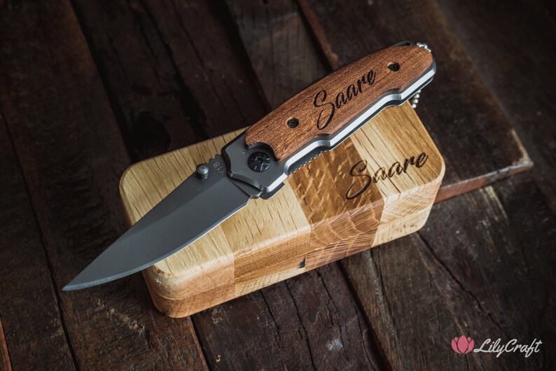 Personalized Pocket Knives, a thoughtful and practical Gift image 6