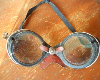 Vintage Willson goggles, safety glasses, steampunk, motorcycle rider, Wasteland Weekend, Apocalyptic