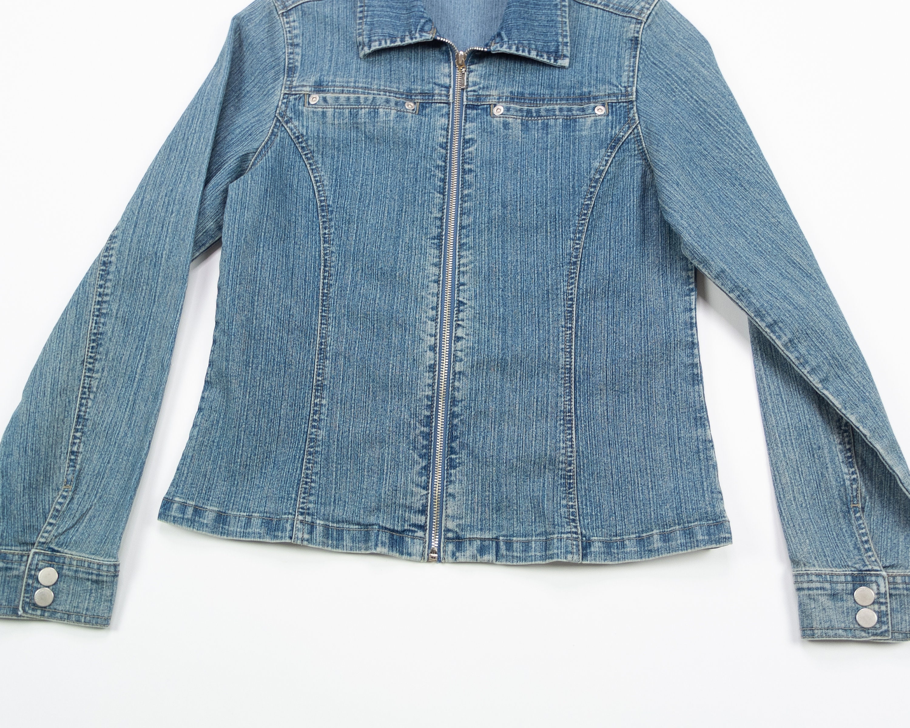 Zip Up Denim Jacket / Stretchy Fitted Jean Jacket / Vintage Y2k Lightweight Denim Jacket / Size Medium