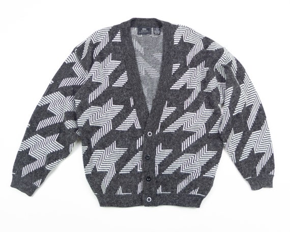 shopamieamie 80s Grey Cardigan / Vintage Sears The Men's Store Layering Sweater / Chevron Pattern Cardigan / Size Medium