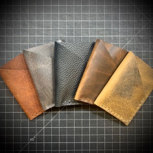 Cartera con tarjetero de piel de búfalo y dos bolsillos