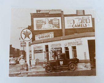 Photograph Vintage Benton Harbor Michigan 1940 Texaco Gas Station 8x10