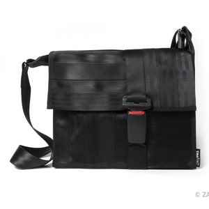 Recycled seatbelts bag BLK 35-14, messenger bag, buckle, Briefcase, upcycled image 4