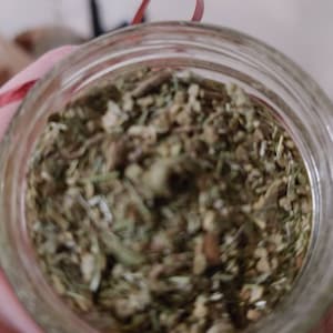White sage ( Artemisia ludoviciana)/Cedar / Sweetgrass  whole three medicines. Per cup Together  smudging/ smoldering/soaps/etc