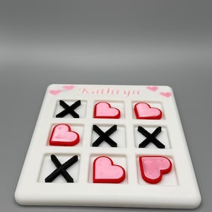 Valentine Tic Tac Toe, Personalized Kids Game Set, Wooden Travel Game, Customized Gift for Children, Valentines Day Class Gift