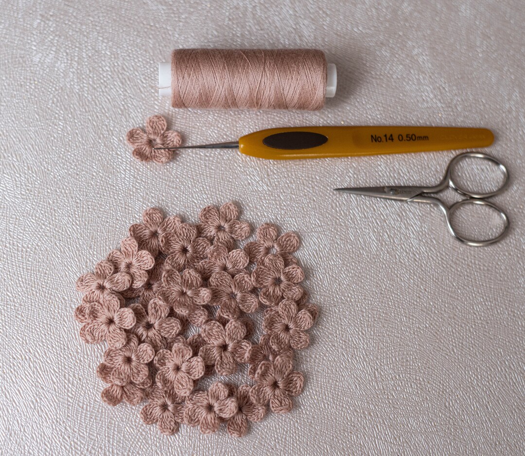 Tiny Crochet Flower Small Flowers Clothes Mini Decor Dollhouse