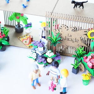 Kiosque en carton pour décor de jouets