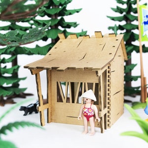 Cabane en carton pour décor de jouet