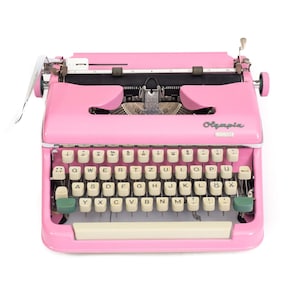 Olympia Typewriter Pink, OLYMPIA MONICA Typewriter Working, Vintage Typewriter, Blush Pink Typewriter, Gift for Writers