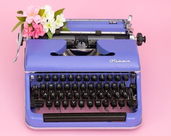 Purple Typewriter Olympia SM3, Working Typewriter Purple, Manual Typewriter Vintage, Gift for Writer, Serviced Typewriter