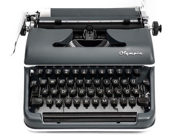 Macchina da scrivere funzionante Olympia SM2, Macchina da scrivere Olympia Grigia, Macchina da scrivere manuale, Macchina da scrivere revisionata Vintage, Macchina da scrivere Antracite, Regalo per scrittori
