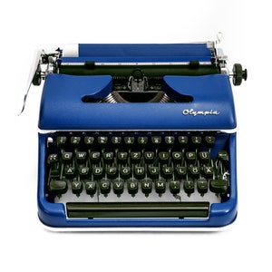 Olympia Typewriter Blue, Typewriter Working, Olympia SM2 Typewriter, Serviced Typewriter Blue, Gift for Writer, Typewriter Antique