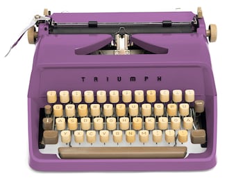 Purple Typewriter Working, Vintage Typewriter Triumph Gabriele 1, Manual Typewriter Violet, Gift for Writer, Serviced Typewriter Restored