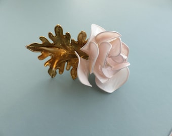 Flower & Leaf hairclip-Clodagh haar accessoire-Cream Rose, goud eiken blad, haar grip. Bruid, bruidsmeisje, Wedding Party, prom, corsage