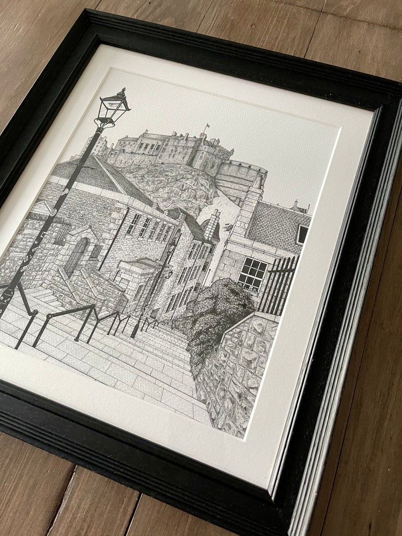 Edinburgh Castle The Vennel Edinburgh Art Scotland Drawing Wall Art Framed Art, City Art, Historic Scotland, Edinburgh City Traditional Frame