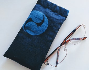 LAST STOCK | Fabric Glasses Sleeve | Kamon家紋, Padded Glasses case, Japanese Family Crest, Reading Glasses, Sunglasses case, unisex gift