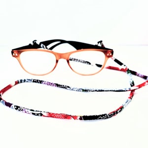 Eyeglasses Holder BLACK x RED, sakura桜 mix, Japanese Kimono Accessory, Reading glass cord, sunny cord, sunglass neck strap, gift for her image 2